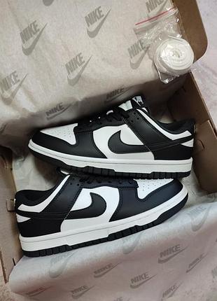 Nike dunk low retro white black