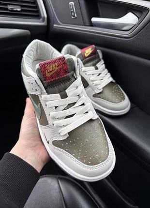Nike dunk low "year of the snake" 3