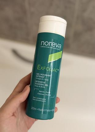 Noreva exfoliac гель для вмивання з кислотами