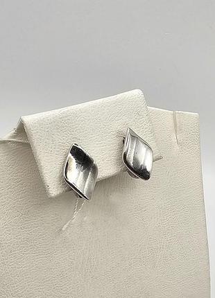 Сережки серебряные "манго" 2,38 г