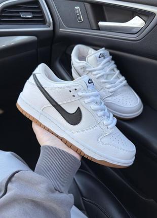 Nike sb dunk low "white gum"