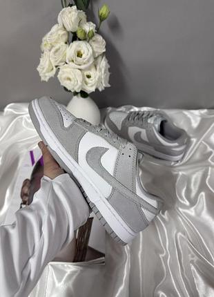 Nike sb dunk low grey white 3