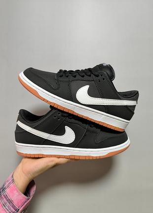 Nike sb dunk low sb "black gum" 3