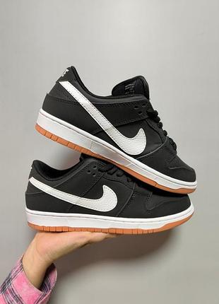 Nike sb dunk low sb "black gum" 2