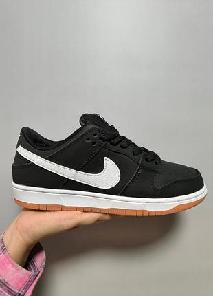 Nike sb dunk low sb "black gum" 6