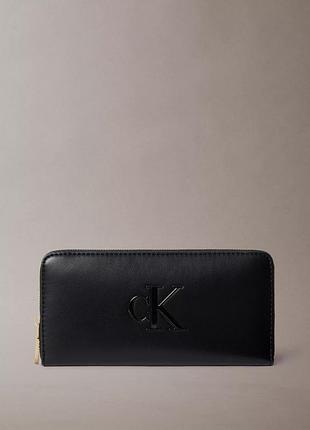 Большой кошелек от calvin klein. оригинал. новый.