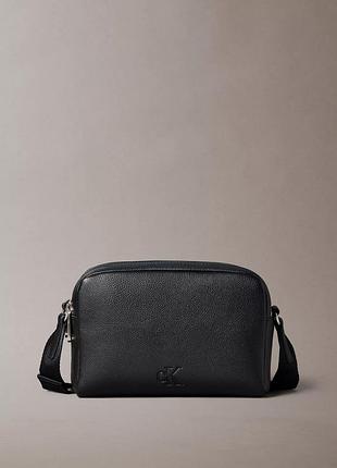 Сумка кросс-боди calvin klein. оригинал. новая.