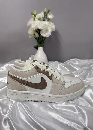 Nike air jordan 1 low se legend light brown 4
