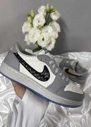 Nike air jordan 1 retro low dior 2