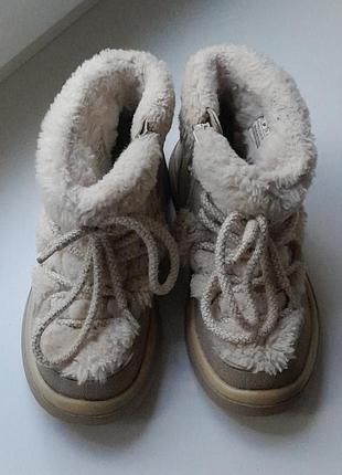 Ботинки зимние для девочки zara