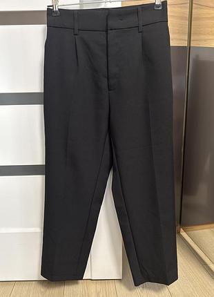 Чорні класичні брюки zara
