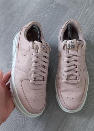Шкіряні жіночі кросівки nike air force