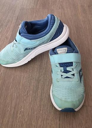 Кросівки saucony розмір 33