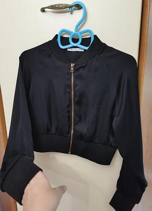 Вкорочений бомбер кофта zara, xs-s