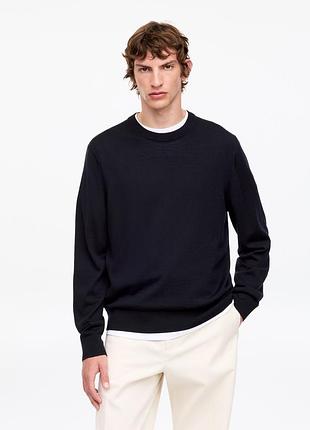 Arket men's black fine knit merino jumper