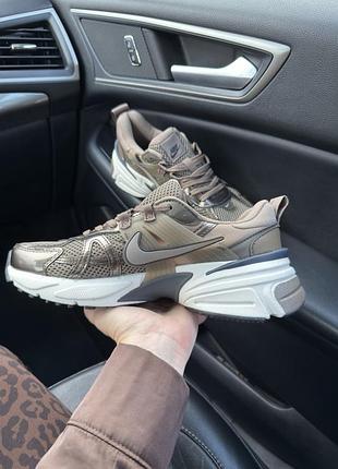 Nike v2k runtekk mink brown 4
