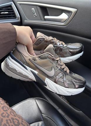 Nike v2k runtekk mink brown 7