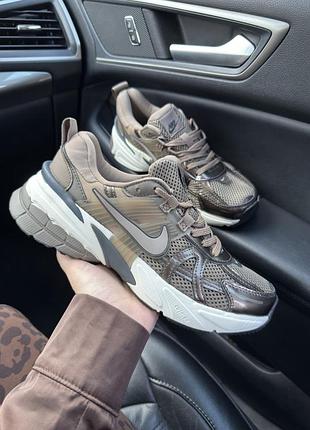 Nike v2k runtekk mink brown