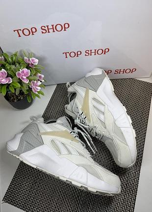 Оригінальні кросівки reebok 8
