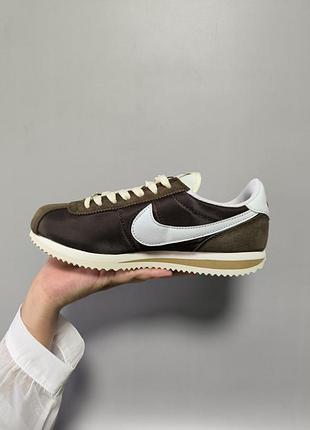 Nike cortez brown 9