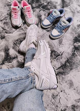 Nike zoom vomero 5 white 2