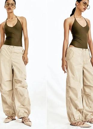 Нові штани-парашути h&m / бежеві карго-балони оверсайз / розмір м опис: продам абсолютно нові трендові жіночі штани-парашути від відомого бренду h&m.