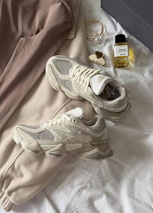 Жіночі кросівки new balance