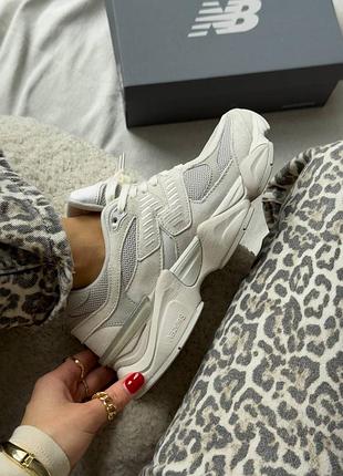 Жіночі кросівки new balance 10