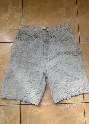 Чоловічі джинсові шорти pull&bear