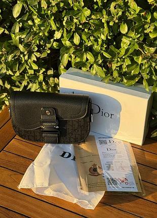 Сумка від бренду dior 2