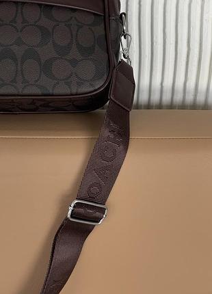 Коричнева чоловіча сумка coach 4