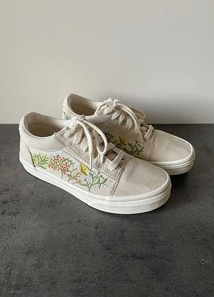 Кеды vans old skool с вышивкой 3