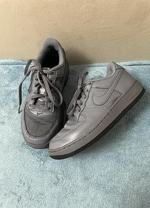 Кросівки nike