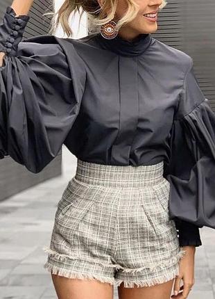 Блузка жіноча