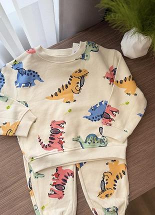 Костюм primark утеплений