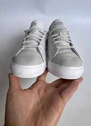 Кросівки adidas 3