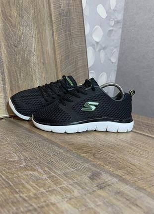 Кросівки skechers  38/24см