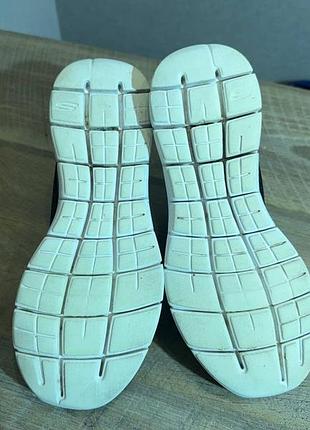Кросівки skechers  38/24см 6