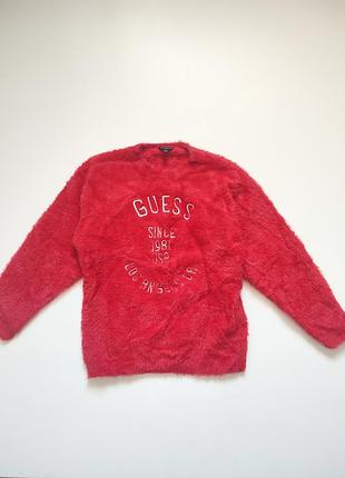Теплый пушистый свитер guess