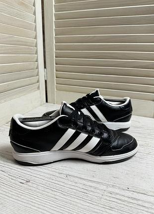 Кросівки adidas oracle 5