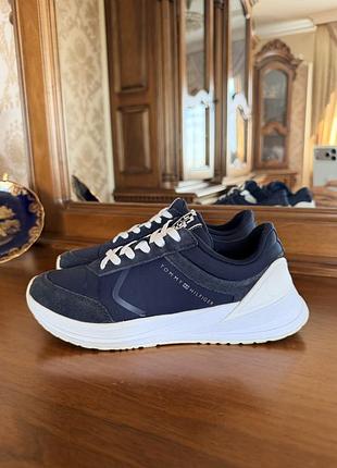 Кросівки tommy hilfiger 2