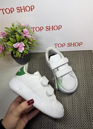 Оригінальні нові дитячі кросівки adidas