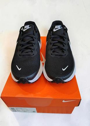 Беговые кроссовки w nike revolution 8 38р(24см)