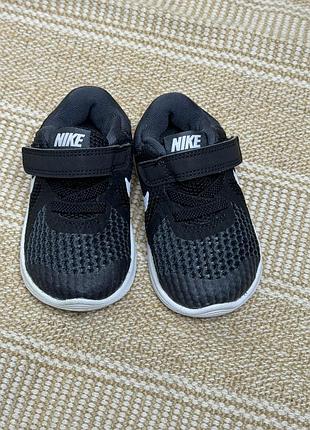 Дитячі кросівки  nike 4