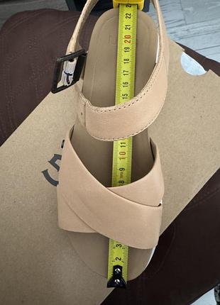 Босоніжки ugg, crocs