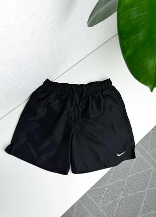 Спортивні шорти nike