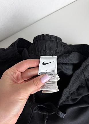 Спортивні шорти nike 4