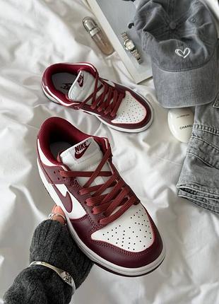 Dunk low team red bordeaux 2