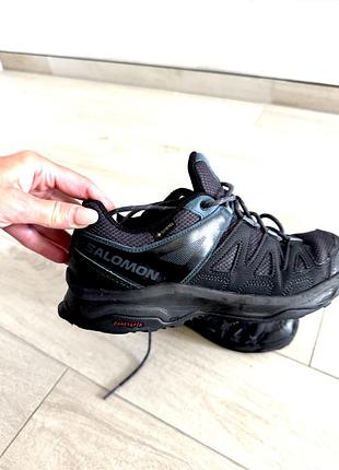 Кросівки salomon gore-tex р. 40, 25см, оригінал, стан дуже гарний, дуже зручні, на мембрані, не пропускають