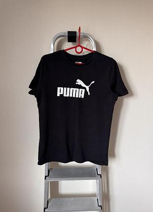 Футболка puma чорна базова